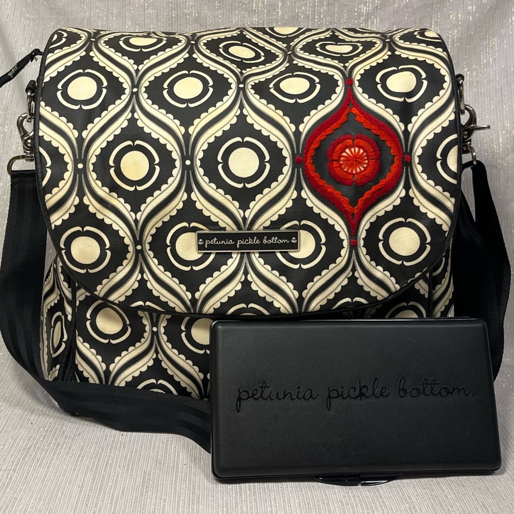 🌺Petunia Pickle Bottom Diaper Bag/Backpack🌺